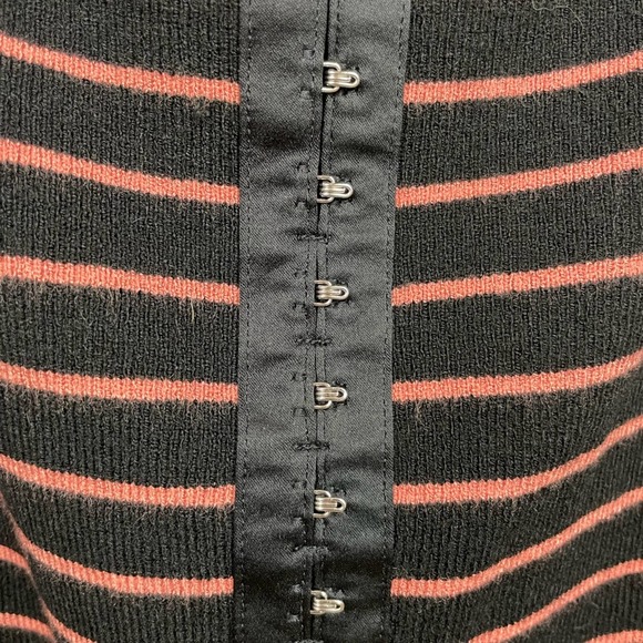 Victoria Secret Cropped Sweater Top Black and Pink St… - Picture 12 of 14